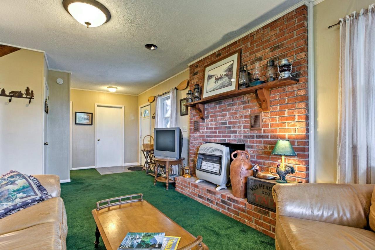 Secluded Mountain Home With Stunning Views And Deck! Bryson City Dış mekan fotoğraf