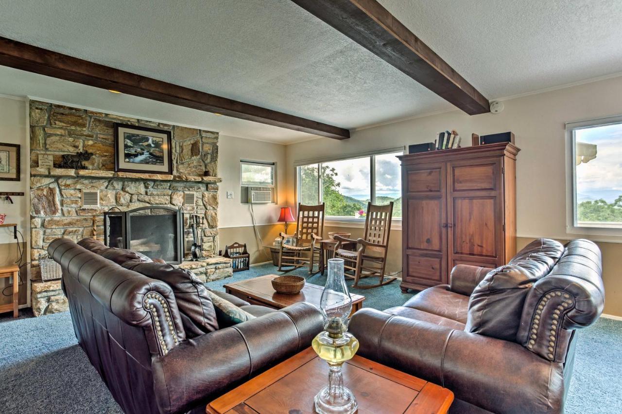 Secluded Mountain Home With Stunning Views And Deck! Bryson City Dış mekan fotoğraf